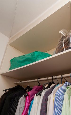 Casa de condomínio à venda com 250m², 4 quartos e 4 vagasCloset da suíte