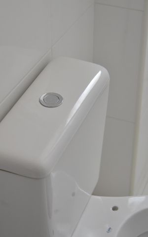 Apartamento à venda com 82m², 3 quartos e 3 vagasBanheiro da Suíte