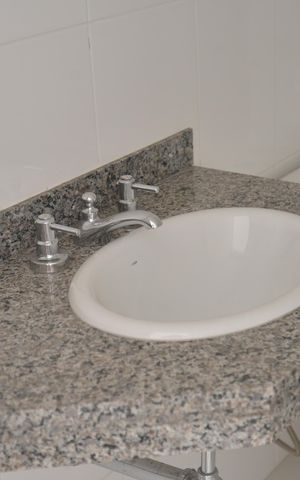 Apartamento à venda com 82m², 3 quartos e 2 vagasBanheiro Social