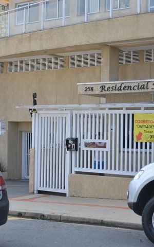 Apartamento à venda com 82m², 3 quartos e 2 vagasFachada