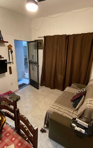 Casa à venda com 190m², 3 quartos e 3 vagas Casa à venda com 190m², 3 quartos e 3 vagasSala