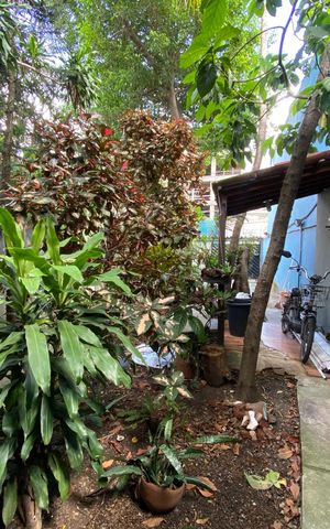 Casa à venda com 190m², 3 quartos e 3 vagas Casa à venda com 190m², 3 quartos e 3 vagasQuintal