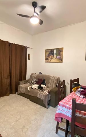 Casa à venda com 190m², 3 quartos e 3 vagas Casa à venda com 190m², 3 quartos e 3 vagasSala