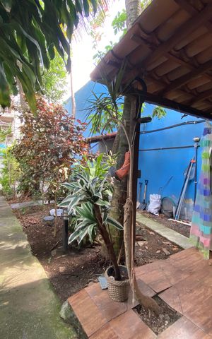 Casa à venda com 190m², 3 quartos e 3 vagas Casa à venda com 190m², 3 quartos e 3 vagasQuintal