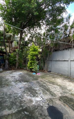 Casa à venda com 190m², 3 quartos e 3 vagas Casa à venda com 190m², 3 quartos e 3 vagasQuintal