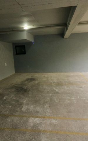 Apartamento à venda com 203m², 3 quartos e 2 vagas Apartamento à venda com 203m², 3 quartos e 2 vagasGaragem
