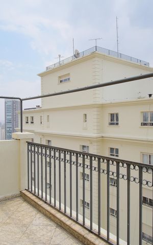 Apartamento à venda com 297m², 4 quartos e 4 vagasVaranda da Sala de Estar 2