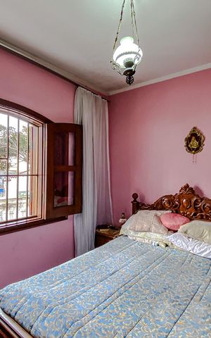 Casa à venda com 300m², 3 quartos e 4 vagasSuíte