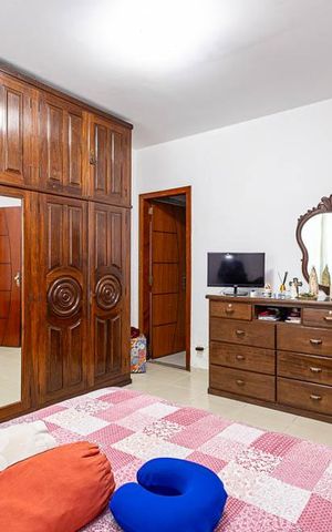 Casa à venda com 269m², 3 quartos e 1 vaga Casa à venda com 269m², 3 quartos e 1 vagaSuíte