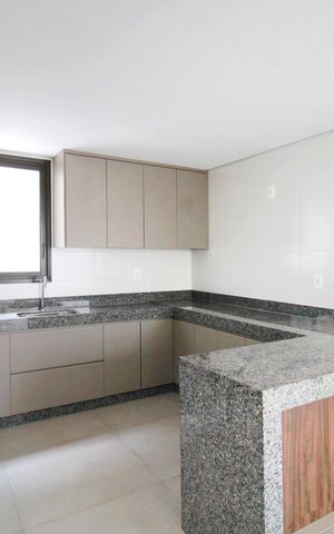 Apartamento à venda com 121m², 2 quartos e 2 vagasCozinha