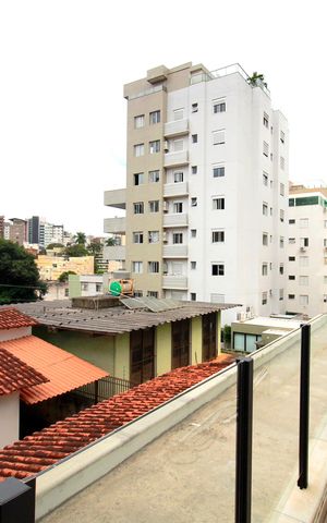 Apartamento à venda com 121m², 2 quartos e 2 vagasVaranda