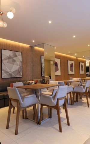 Apartamento à venda com 60m², 2 quartos e 2 vagasÁrea comum - Salão de festas