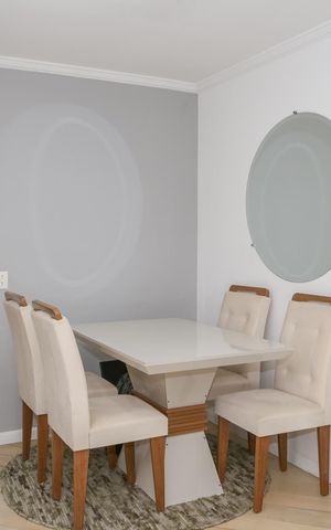 Apartamento à venda com 82m², 3 quartos e 1 vaga Apartamento à venda com 82m², 3 quartos e 1 vagaSala