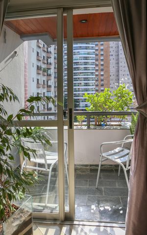 Apartamento à venda com 82m², 3 quartos e 1 vaga Apartamento à venda com 82m², 3 quartos e 1 vagaSacada