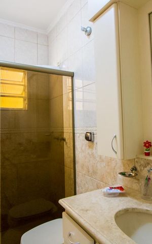 Casa à venda com 167m², 3 quartos e 3 vagasBanheiro social 2