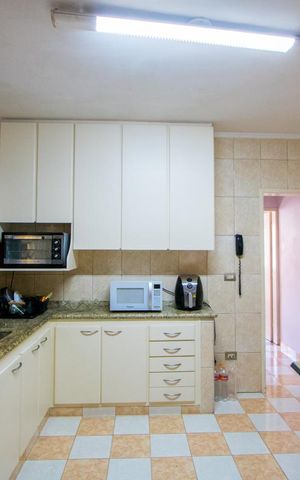 Casa à venda com 167m², 3 quartos e 3 vagasCozinha