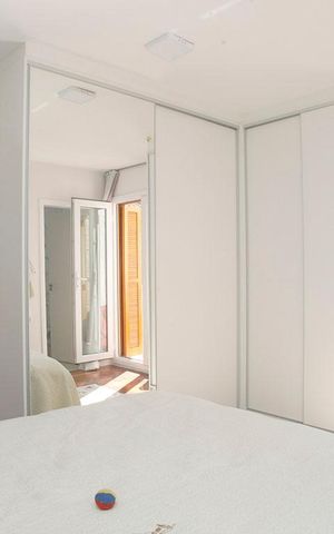 Casa à venda com 300m², 5 quartos e 5 vagasQuarto 3 Suíte