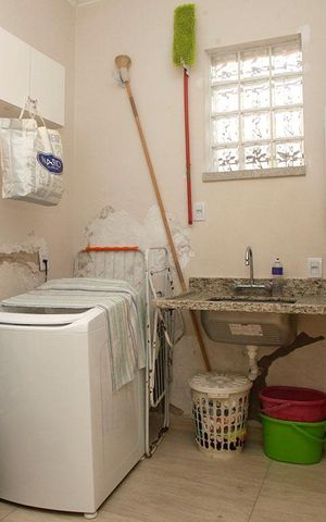 Casa à venda com 300m², 5 quartos e 5 vagasÁrea de Serviço