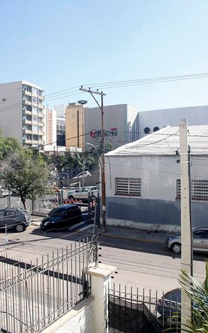 Casa à venda com 300m², 5 quartos e 5 vagasQuarto 5 Vista