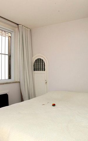 Casa à venda com 300m², 5 quartos e 5 vagasQuarto 3 Suíte