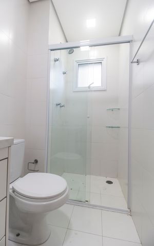 Apartamento para alugar com 50m², 1 quarto e 2 vagas Apartamento para alugar com 50m², 1 quarto e 2 vagasBanheiro da Suíte