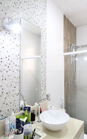 Casa de condomínio à venda com 200m², 4 quartos e 2 vagasBanheiro da suíte