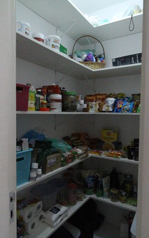 Casa de condomínio à venda com 200m², 4 quartos e 2 vagasCozinha - Despensa
