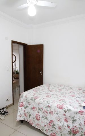 Apartamento à venda com 150m², 5 quartos e 2 vagasQuarto 2