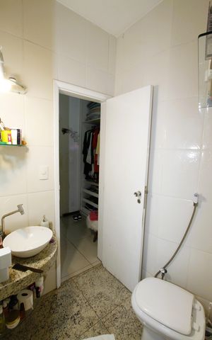 Apartamento à venda com 150m², 5 quartos e 2 vagasBanheiro Suíte
