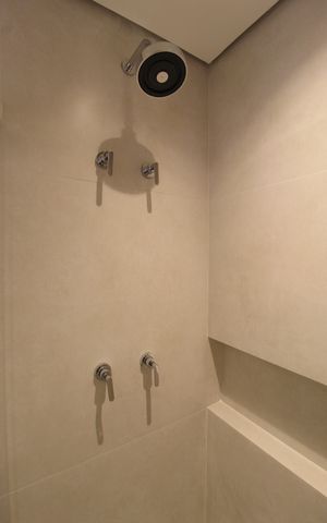 Apartamento à venda com 133m², 2 quartos e 1 vagaBanheiro da Suíte 1