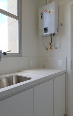 Apartamento à venda com 133m², 2 quartos e 1 vagaÁrea de Serviço