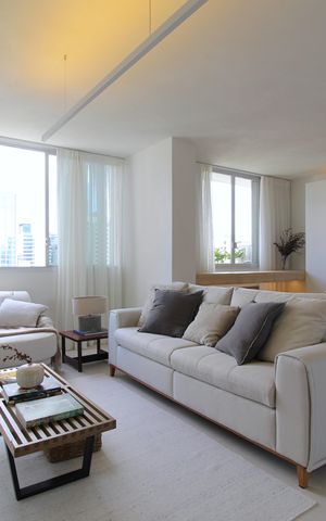Apartamento à venda com 133m², 2 quartos e 1 vagaSala