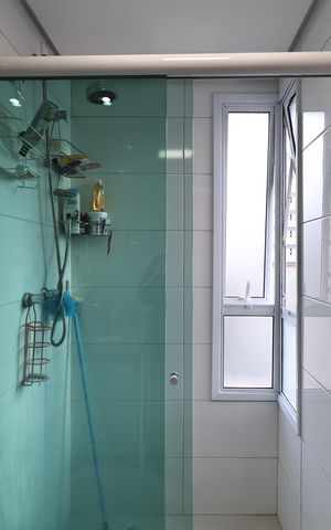 Apartamento à venda com 76m², 2 quartos e 2 vagasBanheiro da Suíte