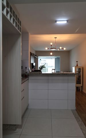 Apartamento à venda com 76m², 2 quartos e 2 vagasCozinha