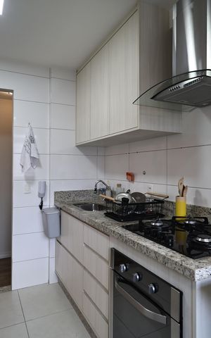 Apartamento à venda com 76m², 2 quartos e 2 vagasCozinha