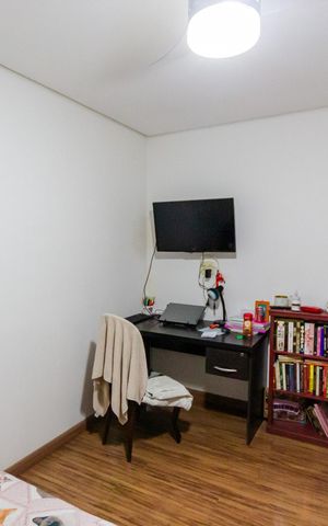 Casa à venda com 220m², 4 quartos e 2 vagas Casa à venda com 220m², 4 quartos e 2 vagasSuíte