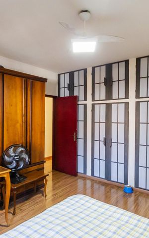 Casa à venda com 220m², 4 quartos e 2 vagas Casa à venda com 220m², 4 quartos e 2 vagasQuarto 1