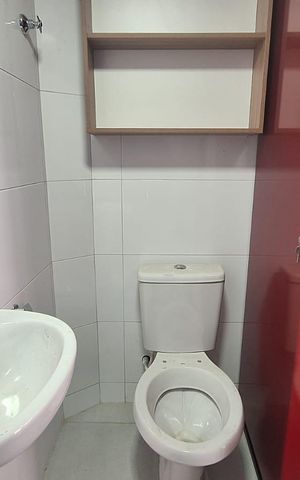 Studio para alugar com 25m², 1 quarto e 1 vaga Studio para alugar com 25m², 1 quarto e 1 vagaBanheiro