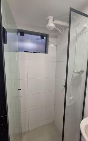 Studio para alugar com 25m², 1 quarto e 1 vaga Studio para alugar com 25m², 1 quarto e 1 vagaBanheiro