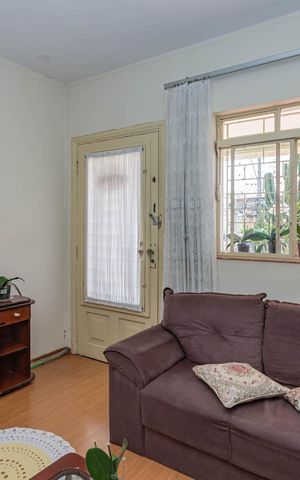 Casa à venda com 70m², 2 quartos e sem vagaSala
