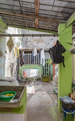 Casa à venda com 70m², 2 quartos e sem vagaÁrea de Serviço