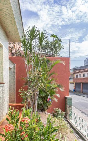 Casa à venda com 70m², 2 quartos e sem vagaFachada