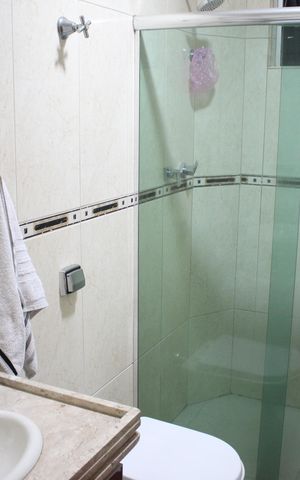Apartamento à venda com 240m², 4 quartos e 2 vagasBanheiro Social