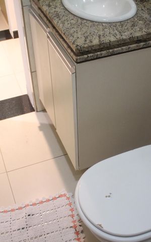 Apartamento à venda com 240m², 4 quartos e 2 vagasBanheiro