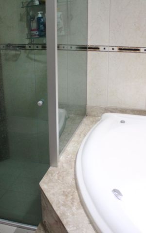 Apartamento à venda com 240m², 4 quartos e 2 vagasBanheiro da Suíte