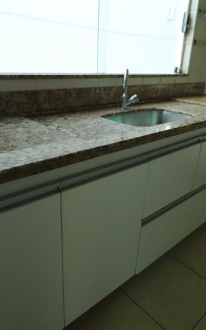 Casa para alugar com 237m², 5 quartos e 3 vagasCozinha