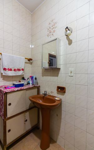 Casa à venda com 417m², 3 quartos e 5 vagasBanheiro