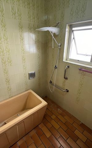 Casa para alugar com 200m², 5 quartos e 2 vagasBanheiro 1