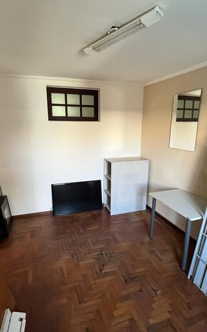 Casa para alugar com 200m², 5 quartos e 2 vagasQuarto 4