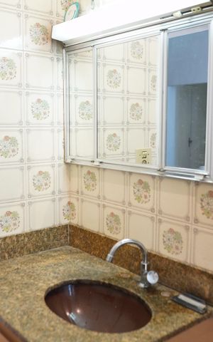 Casa à venda com 516m², 6 quartos e 9 vagasBanheiro